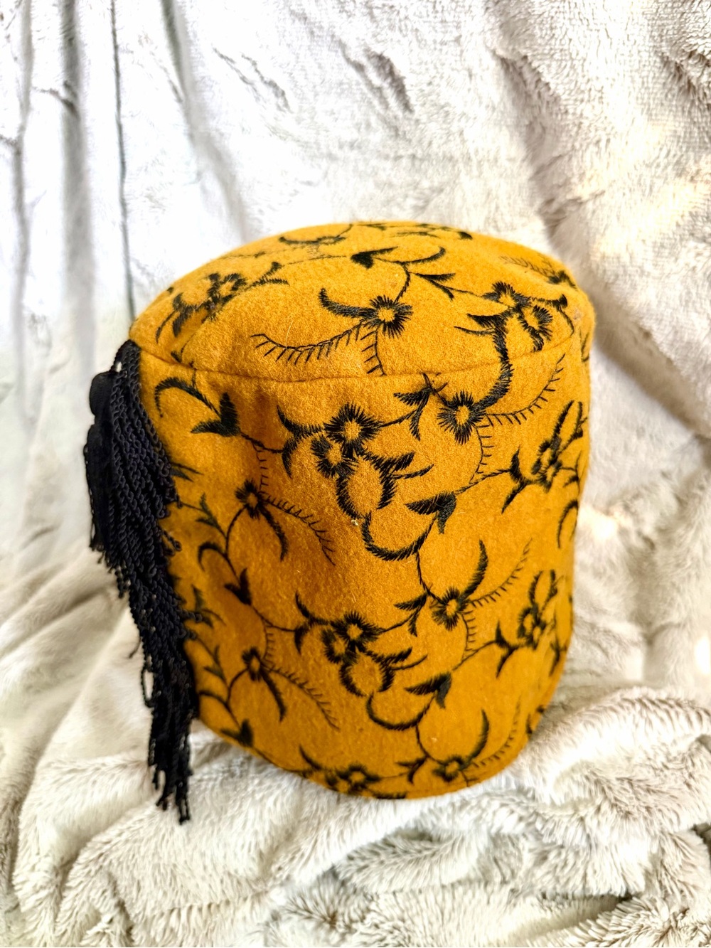Vintage New York Hat Co Wool Smoking Cap Fez Hat Gold Black Embroidered Tassel